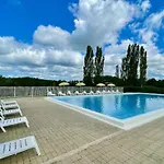 Campsite Toile Avec Terrasse, Acces Handicape - Api-1-52-1479 La Douze