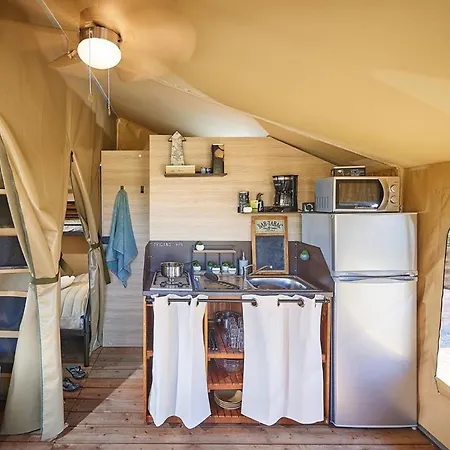 Toile Avec Terrasse, Acces Handicape - Api-1-52-1479 Camping