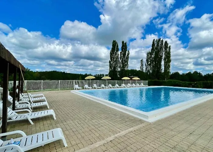 Camping Toile Avec Terrasse, Acces Handicape - Api-1-52-1479 La Douze