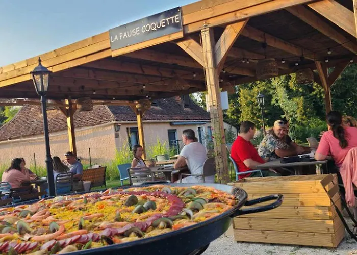 Camping Toile Avec Terrasse, Acces Handicape - Api-1-52-1479 *